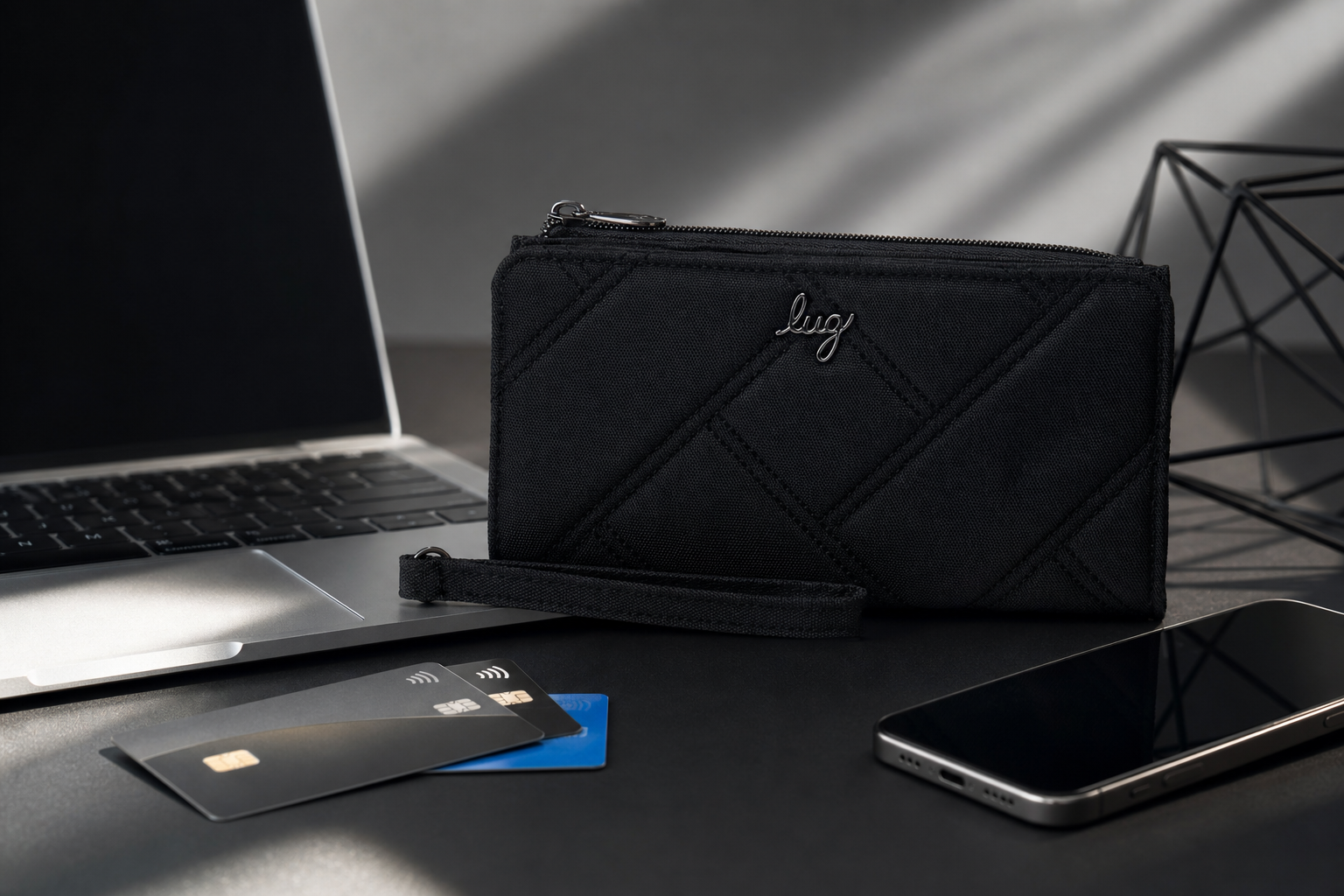RFID Wallets Explained: Why Your Cards Need a Digital Shield